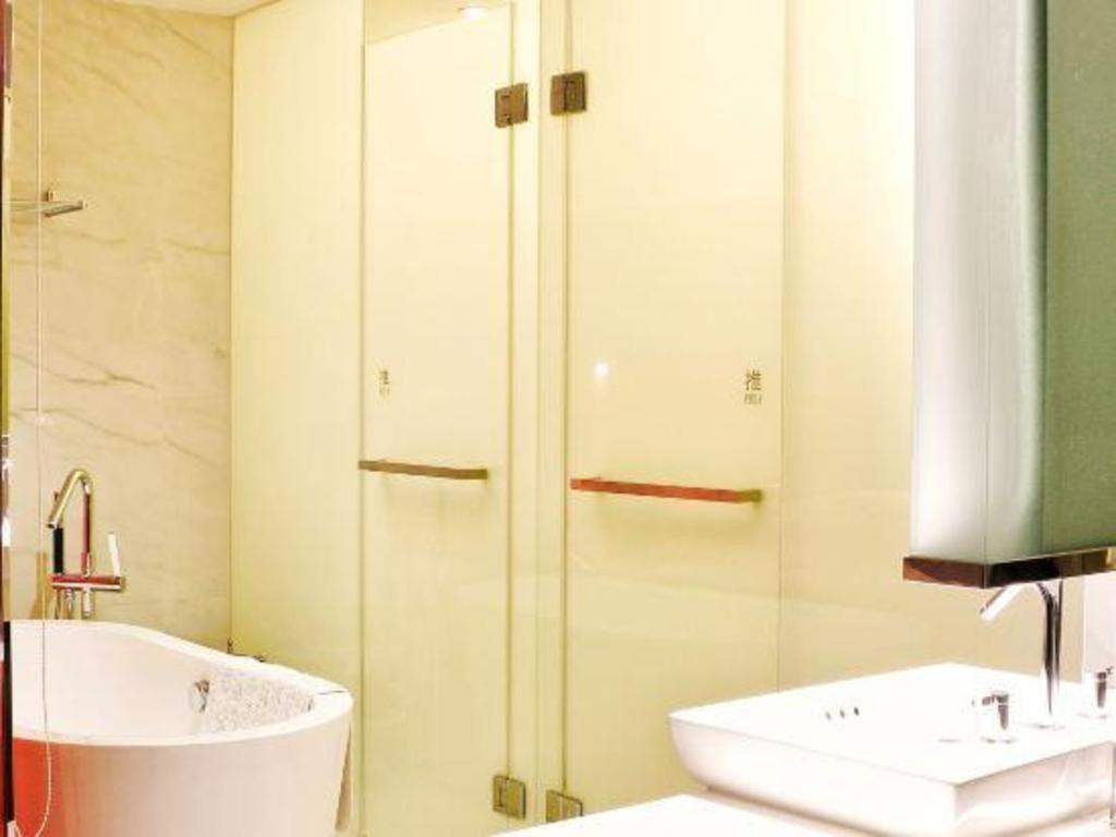 Jinjiang Metropolo Hotel Classiq Shanghai Off Bund Zewnętrze zdjęcie